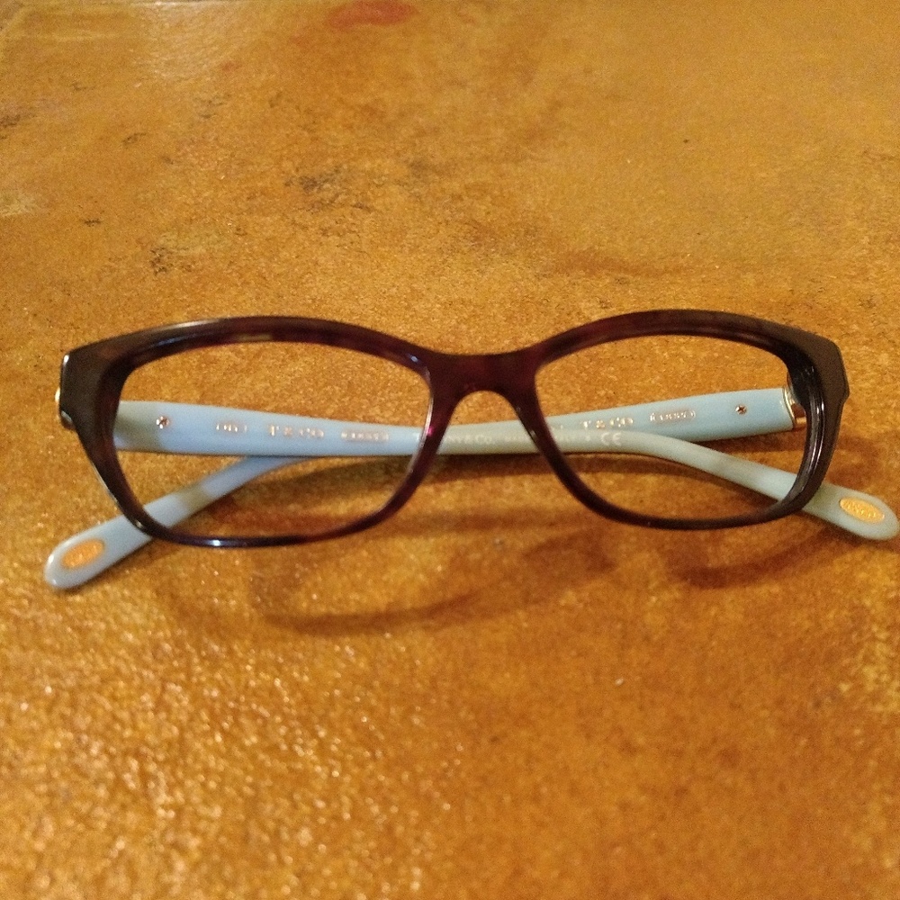 Eyeglass frames